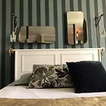 Guest house & D'hotes Clossaintjoseph - Jacuzzi, Sauna & Piscine Ext Chauffee 3*