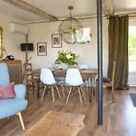 Guest house & D'hotes Clossaintjoseph - Jacuzzi, Sauna & Piscine Ext Chauffee