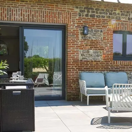 Clossaintjoseph - Jacuzzi&sona - Piscine Ext Chauffée Maison d'hôtes