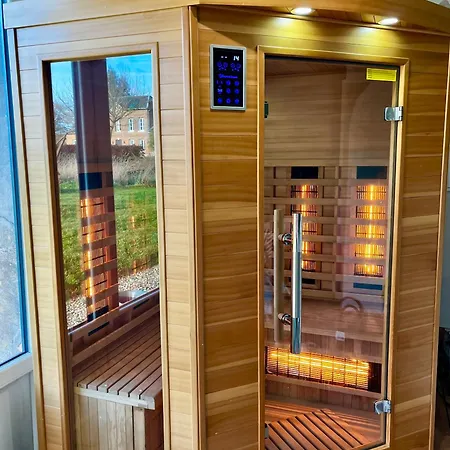 & D'hotes Clossaintjoseph - Jacuzzi, Sauna & Piscine Ext Chauffee 게스트하우스 3*