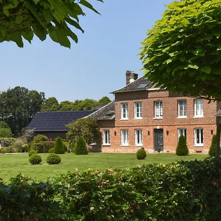 & D'hotes Clossaintjoseph - Jacuzzi, Sauna & Piscine Ext Chauffee Gasthof 3*