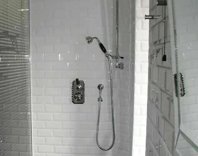 & D'hotes Clossaintjoseph - Jacuzzi, Sauna & Piscine Ext Chauffee