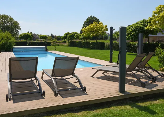 & D'hotes Clossaintjoseph - Jacuzzi, Sauna & Piscine Ext Chauffee Gasthof